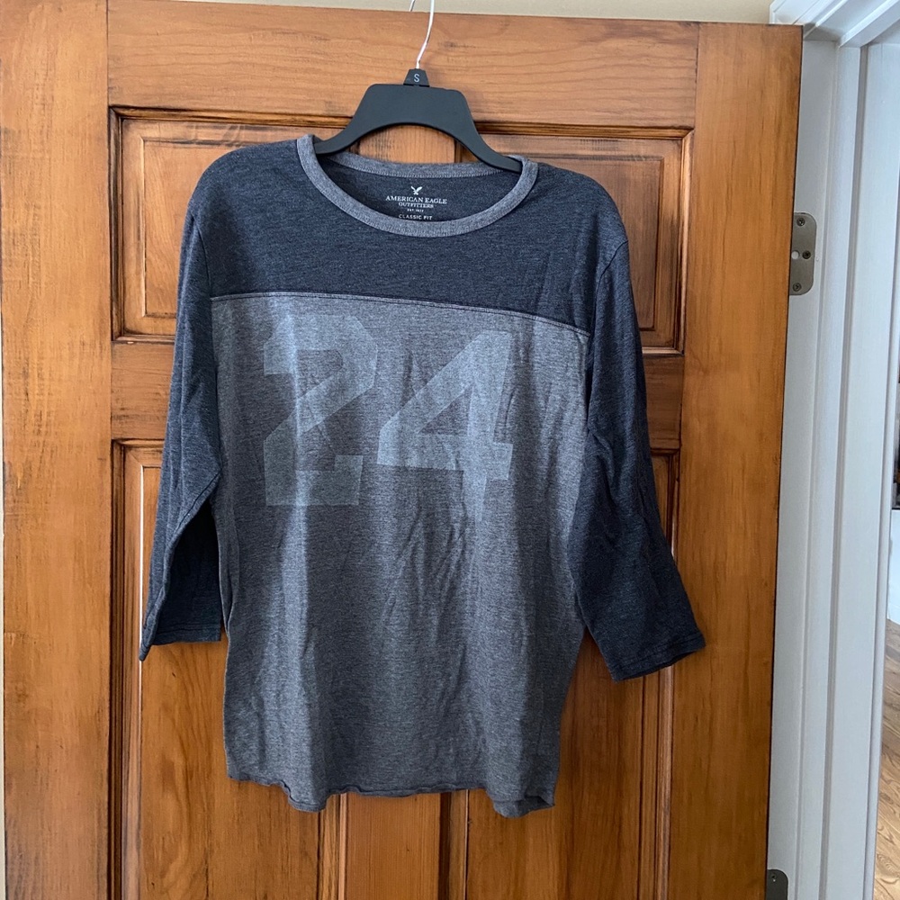 American Eagle Classic Fit t-shirt